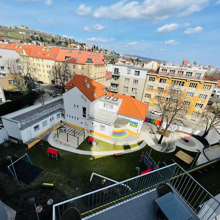 New Luxury City Centre Apartment With Panoramic View, Free Parking Bratislava Eksteriør bilde