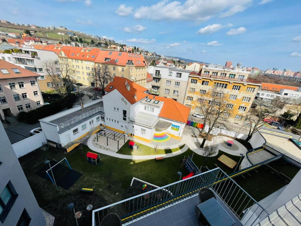 New Luxury City Centre Apartment With Panoramic View, Free Parking Bratislava Eksteriør bilde